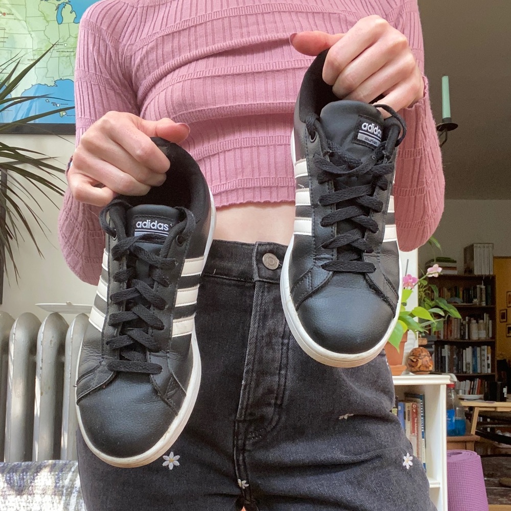 Adidas Cloudfoam sneakers size 7